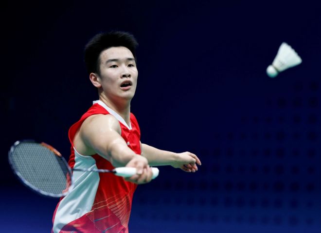 他临场祭出 他临场祭出